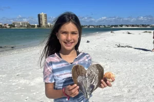 Kids love shelling on our eco tours