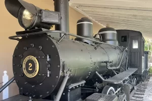 Deuce logging steam engine