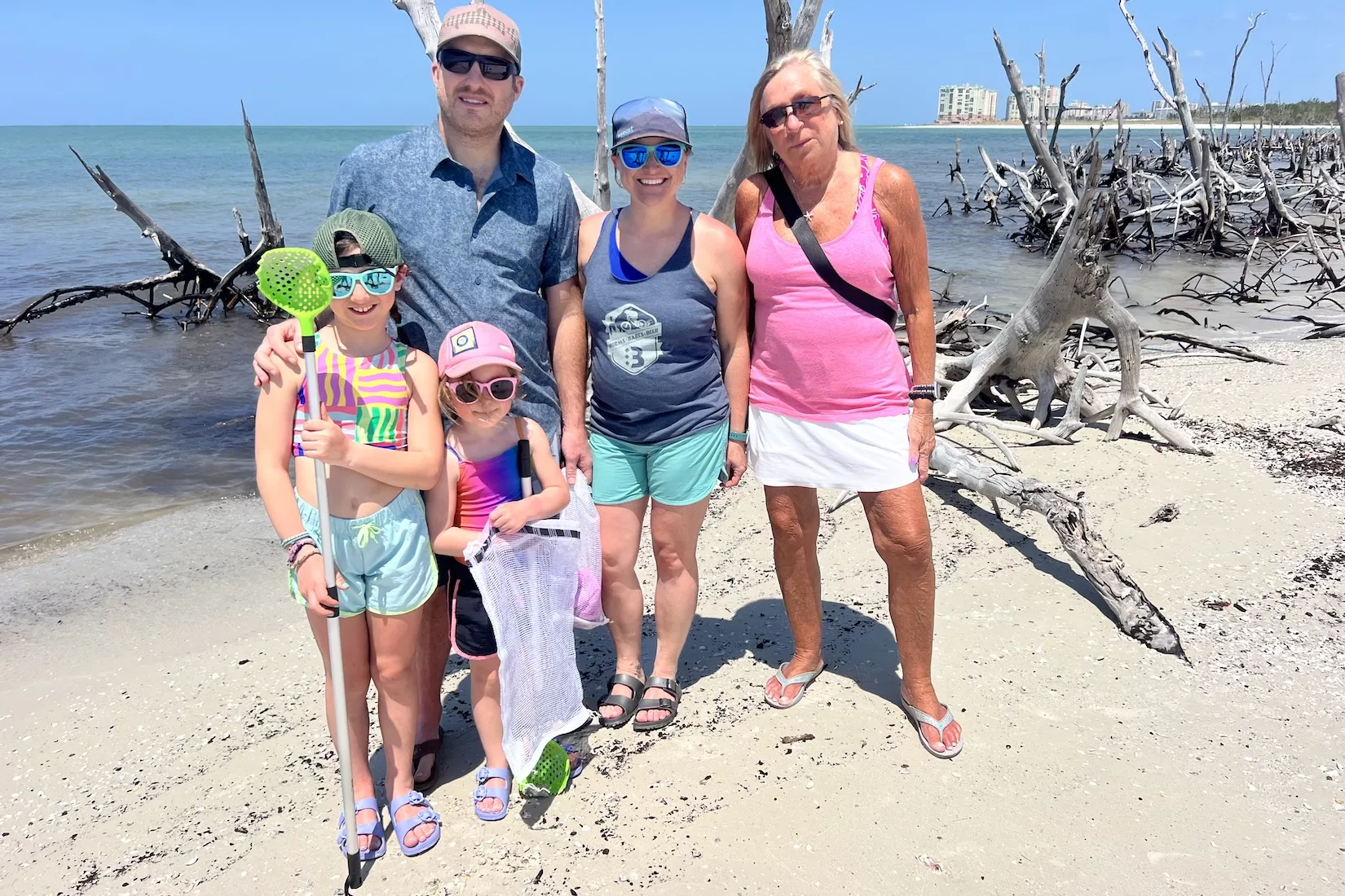 Marco Islands Top-rated family boat tours